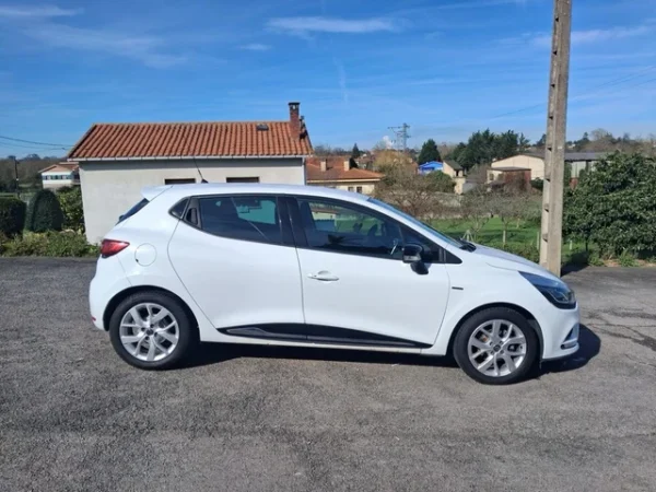 renault-clio-2028-2